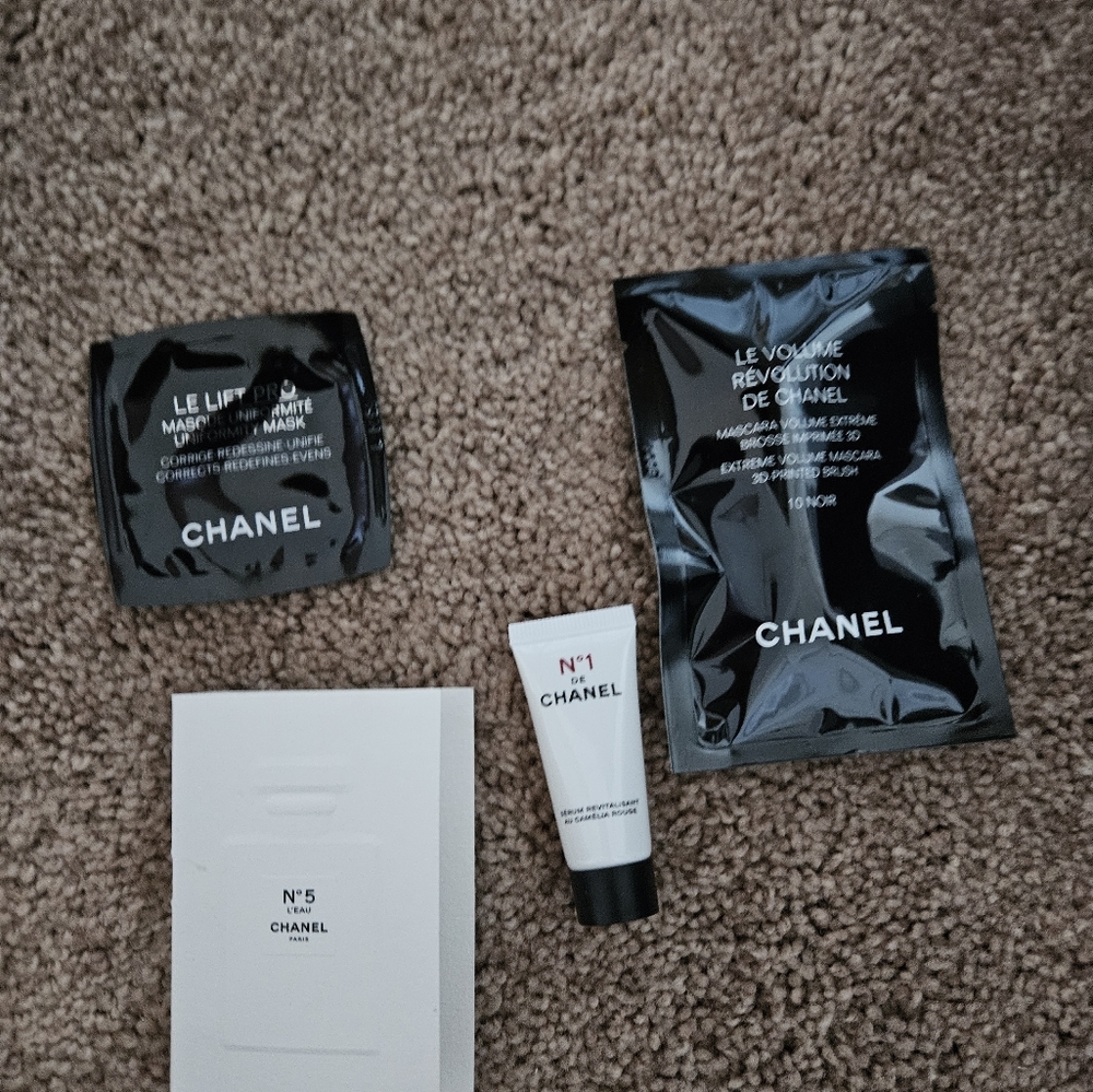 Chanel samples
